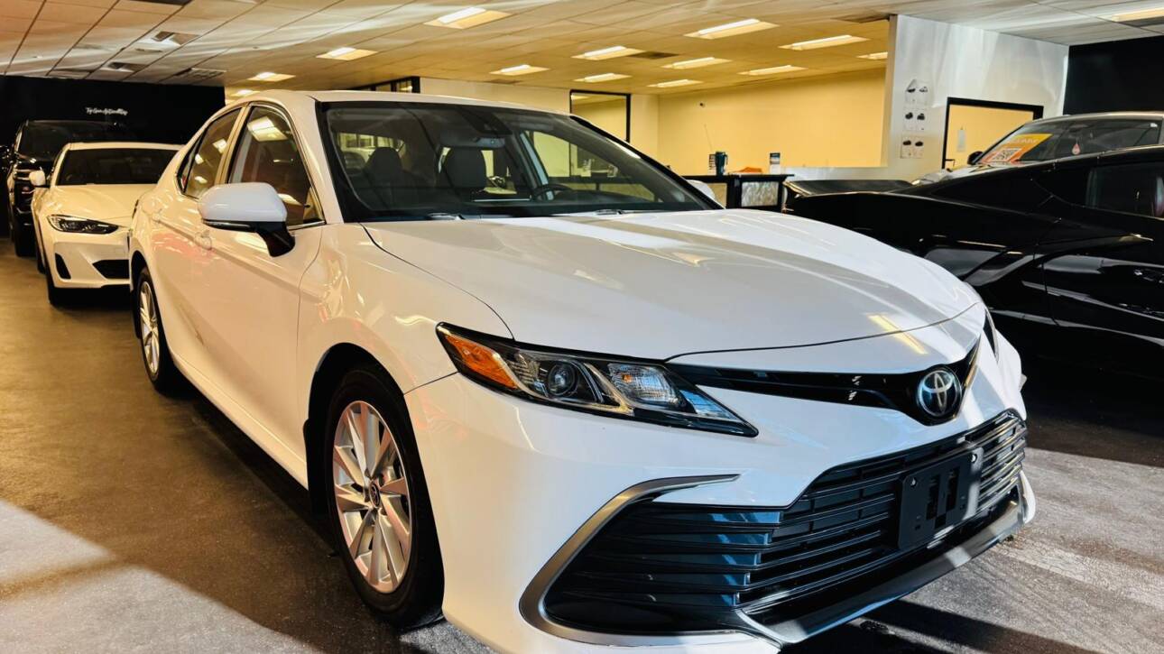 2021 Toyota Camry LE